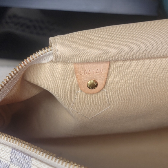 Bag - Picture 8 of 10